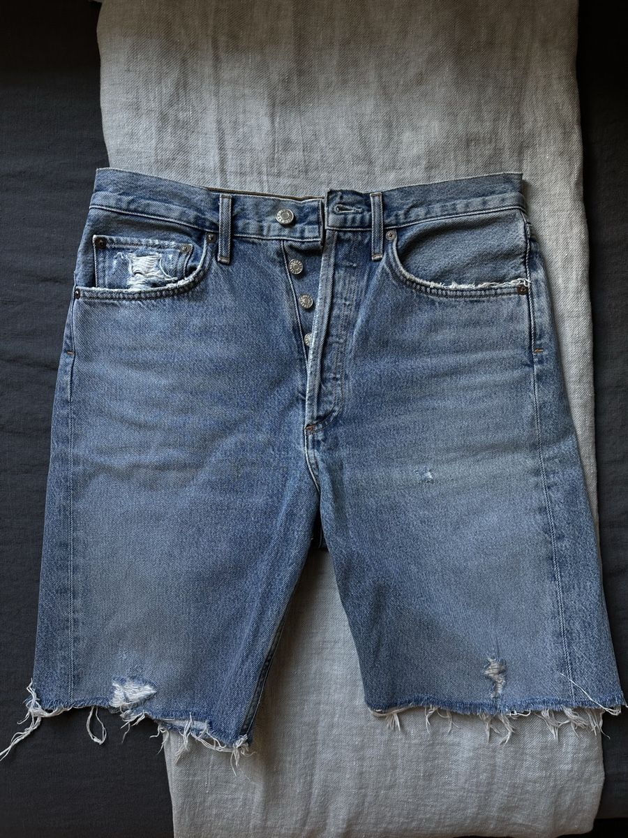 Agolde Jeans: Agolde Denim Shorts Size 27 – Gebraucht aus Zürich von Haafaa