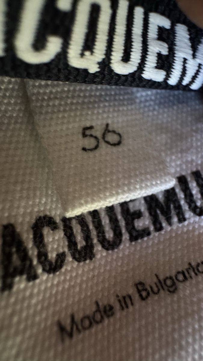 Jacquemus Copricapi, berretti & cappellini: Jacquemus | Bucket Hat | Gr. 56 – Nuovo (secondo la descrizione) da Kilchberg ZH venduto da nad_6dwp 8
