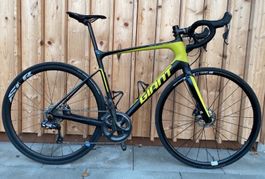 Defy Advanced Pro O in der Größe M/L