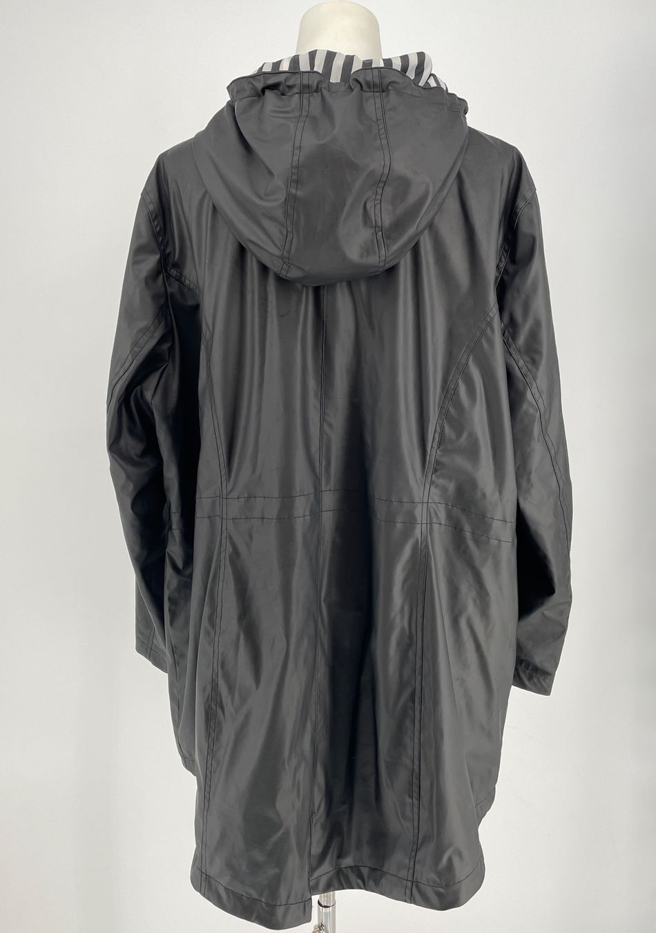 Jacken: Regenjacke Gr. 52 Sport bpc bonprix – Gebraucht aus Auenstein von moin. 3