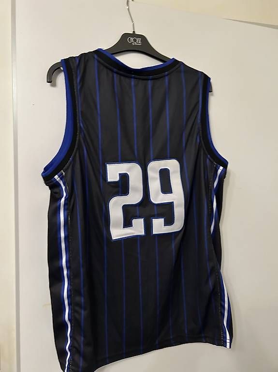Leibchen & Hosen: 2x Orlando Magic NBA Jersey – Gebraucht aus Effretikon von PrimeTimeB 3