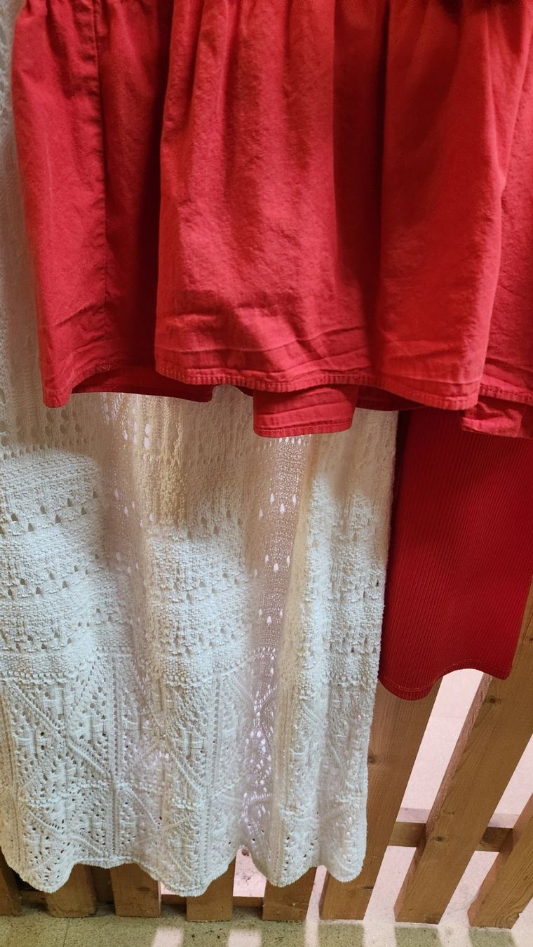 Zara Lotti di vestiti: Kleiderpaket Grösse M – Usato da Dübendorf venduto da Jolenia 1