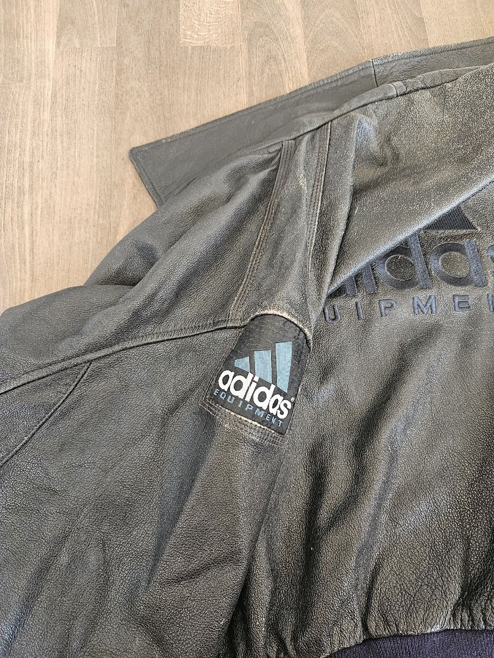 Adidas Giacche: Adidas Lederjacke vintage – Usato da Appenzell Eggerst. venduto da Tom860 1
