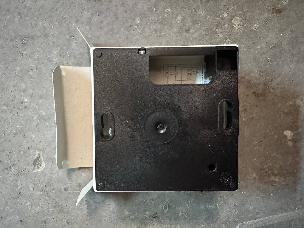 Riscaldamento: Raumthermostat, RTR-E 6202, mit Ein-/Aus Knopf – Nuovo e nell'imballaggio originale da Gossau SG venduto da PsG_ 3