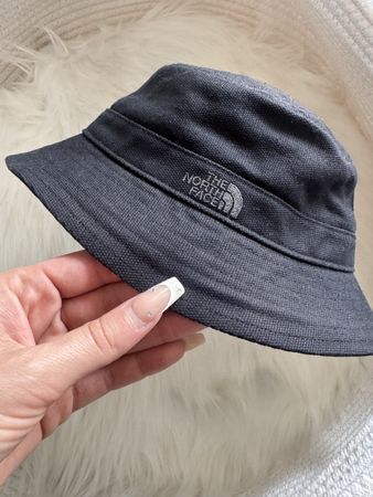 The North Face Mountain Bucket Hat in TNF Black