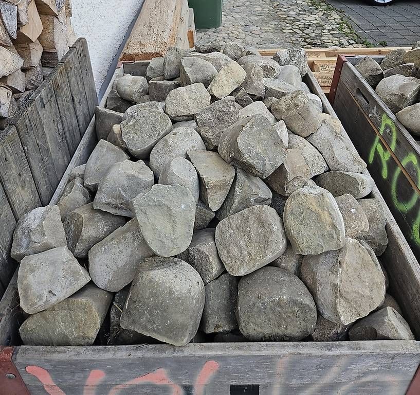 Pietre & tegole: Alte Kopfsteinpflaster, Flusswacken – Usato da Zeiningen venduto da whistler16 2