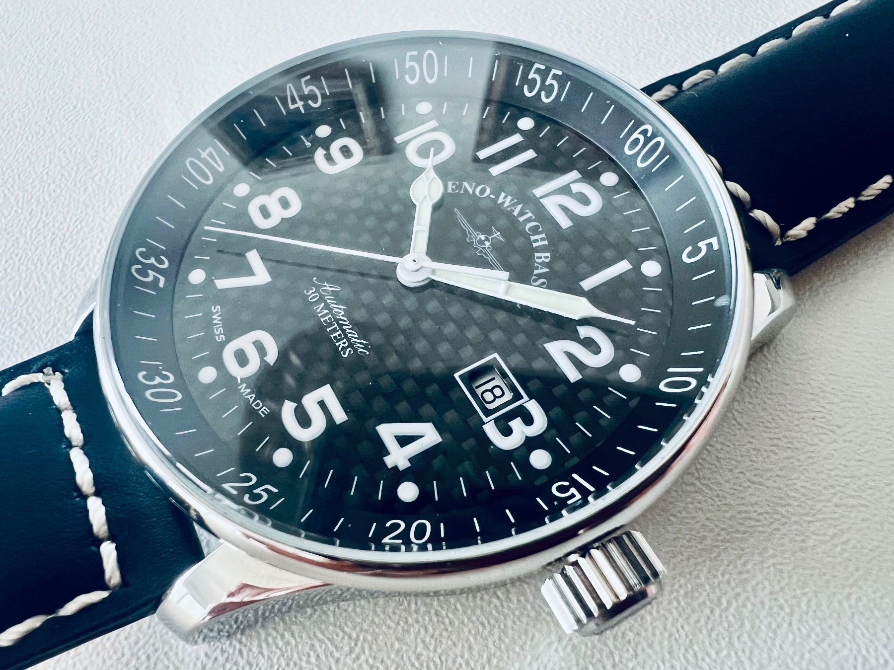 Zeno Orologi: ZENO X-Large 44mm Pilot Carbon - Automatic Date - SRP Fr.933 – Nuovo e nell'imballaggio originale da Le Mont-sur-Lausanne venduto da LycaGallery 1