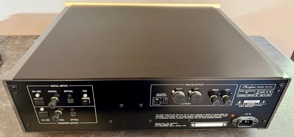 Accuphase Lettore multimediale & Streamer: High End SACD/CD/DAC Player Accuphase DP-570 – Usato da Wil SG venduto da Solpol 3