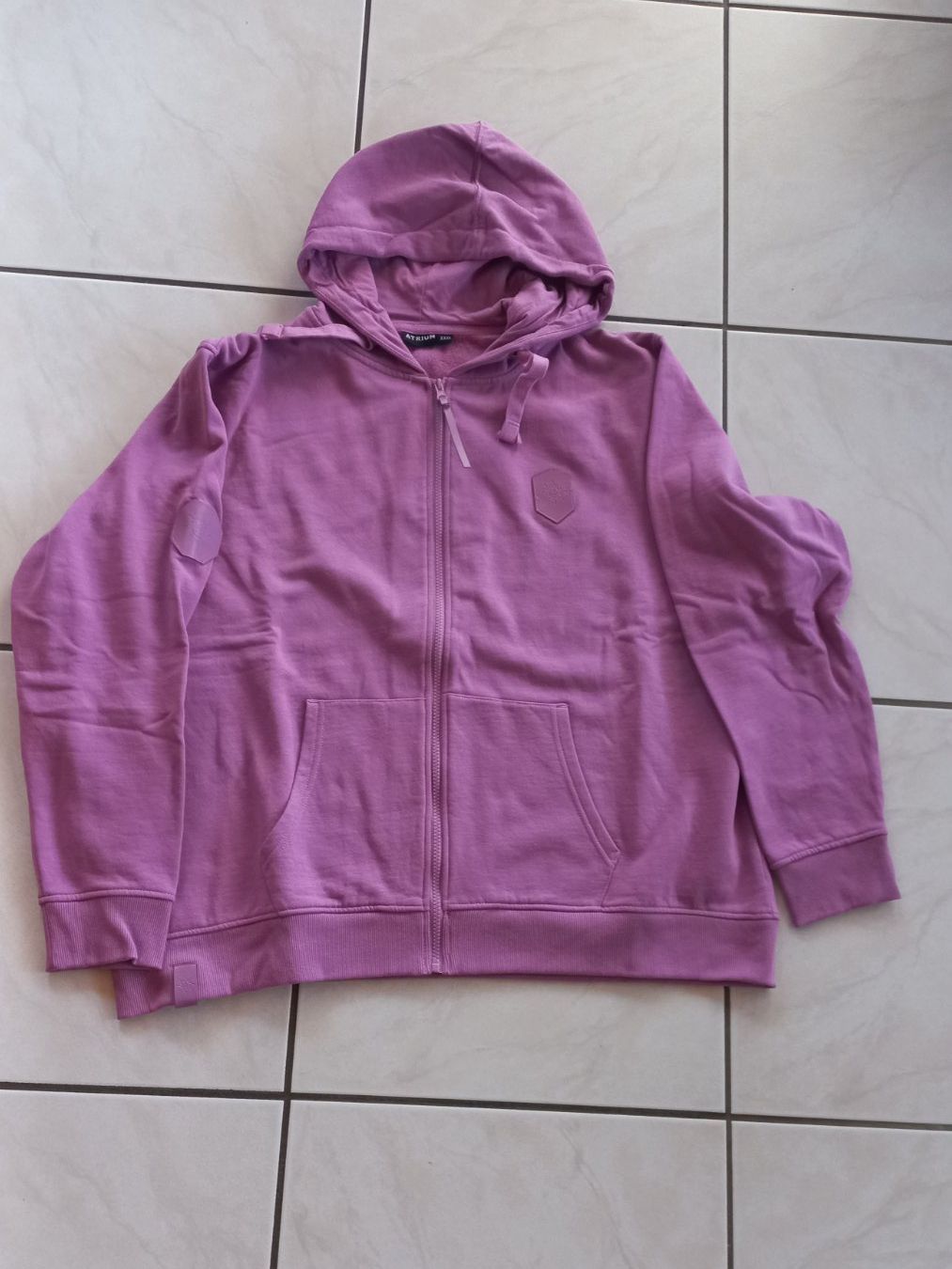 Pullover & Sweatshirts: Atrium Sport Pullover mit Kapuze Grösse XXLRosa – Gebraucht aus Winistorf von acreativ4