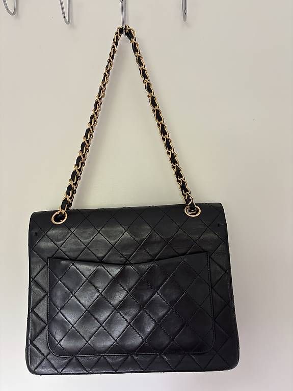 Chanel Sacs femmes: CHANEL Medium Tall Classic Lambskin Double Flap – D'occasion à Lausanne par Le_LaS 3