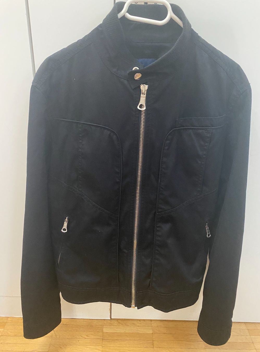 Zara Jacken: Zara Jacke.! – Gebraucht aus Opfikon von Luis144 2