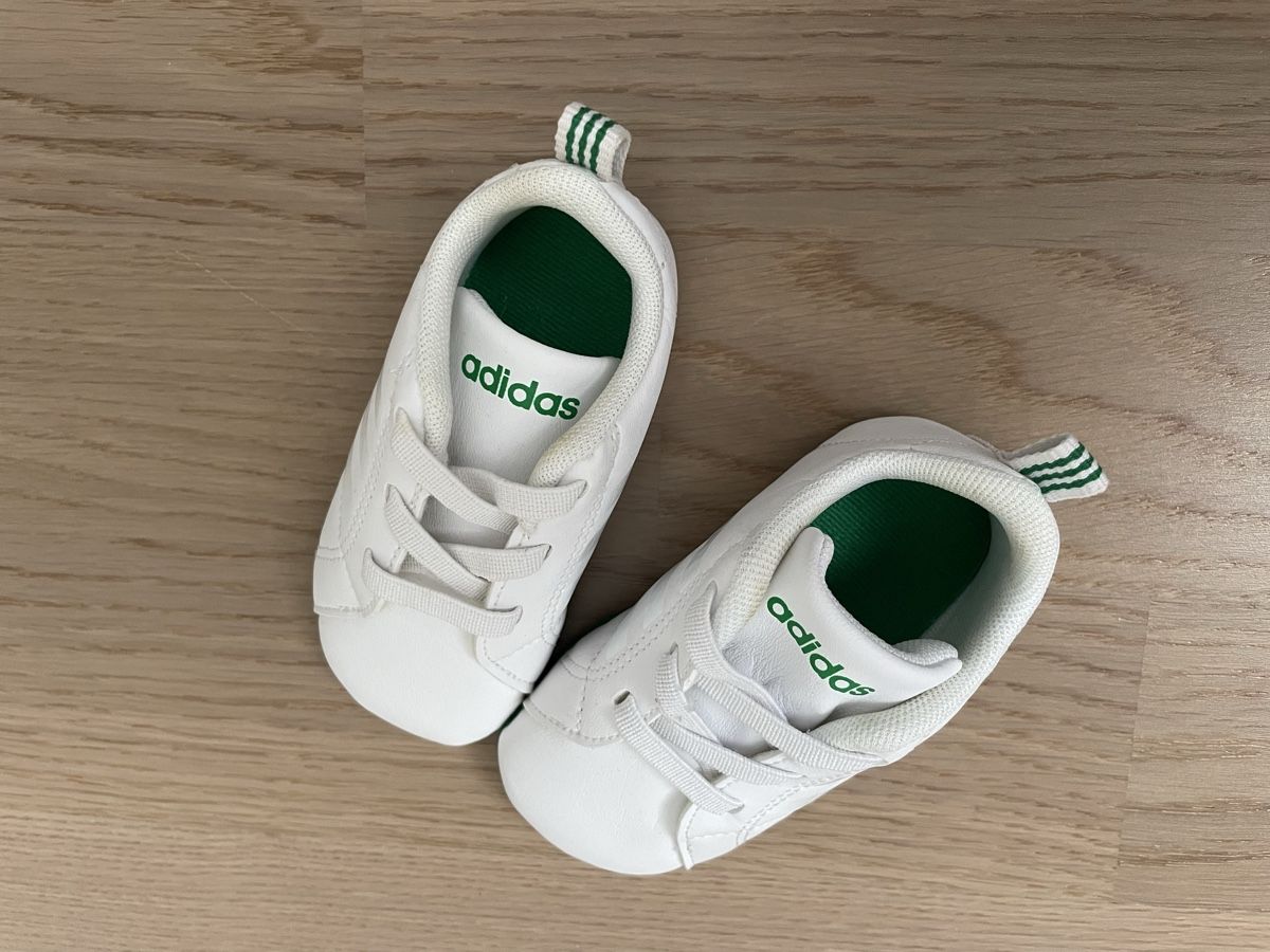 Adidas Scarpe per ragazzi: Adidas Babyschuhe, Gr. 18, weiss/grün – Nuovo (secondo la descrizione) da Winterthur venduto da NaNa24 1