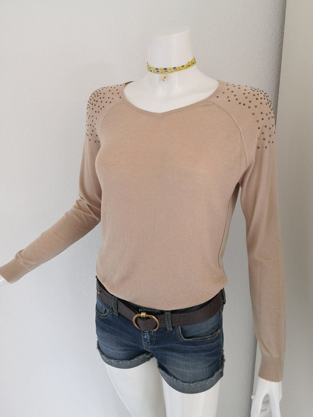 Mango Pulls & Sweat-shirts: 🤩MANGO STRICK PULLOVER BEIGE & STRASS NEU & D&G P. – Neuf (Voir description) à Olten par Naja-Twins-Twins 1