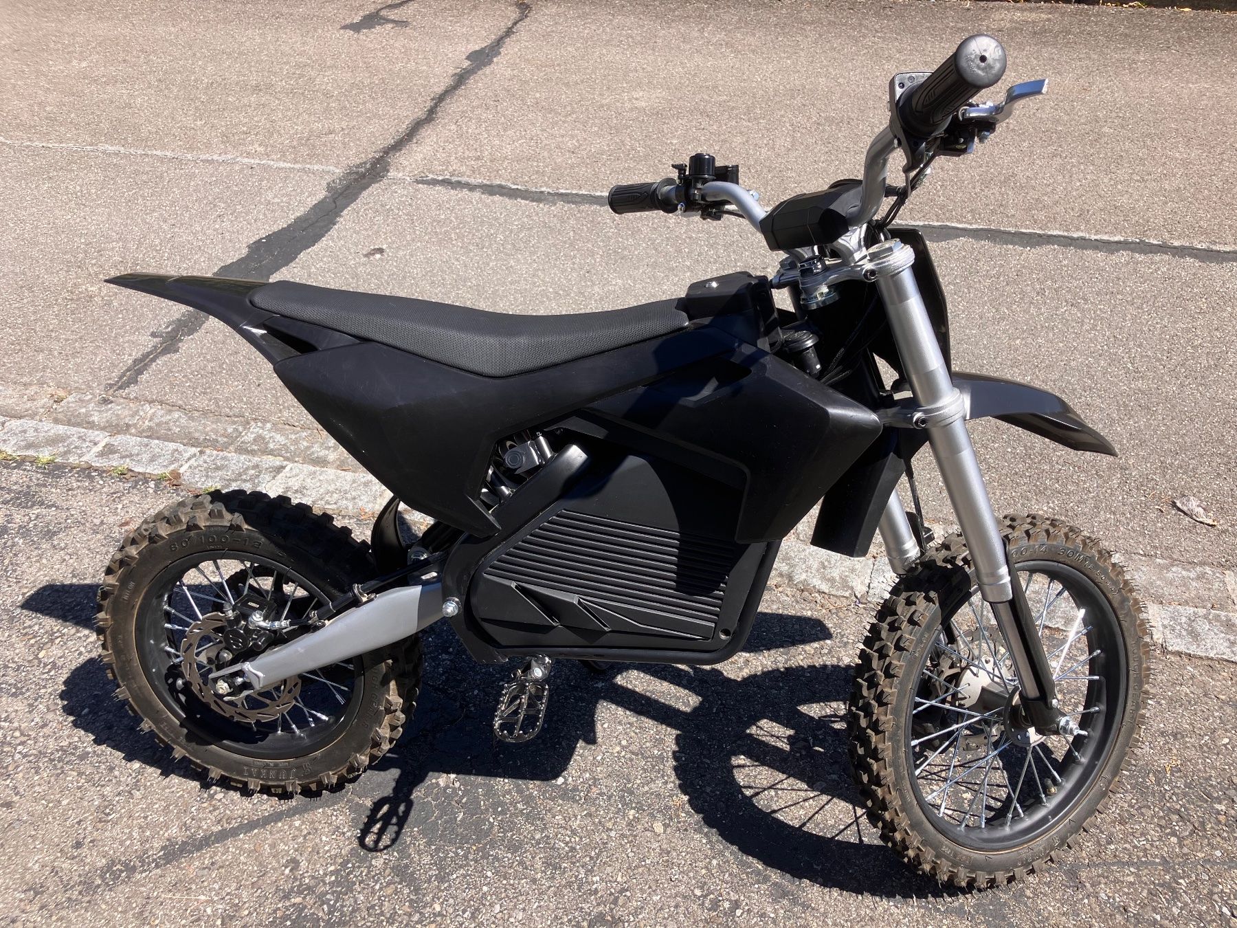 Mini Bikes: Dirt Bike ECO HIGH-PER 2000, schwarz – Gebraucht aus Gwatt (Thun) von mwells