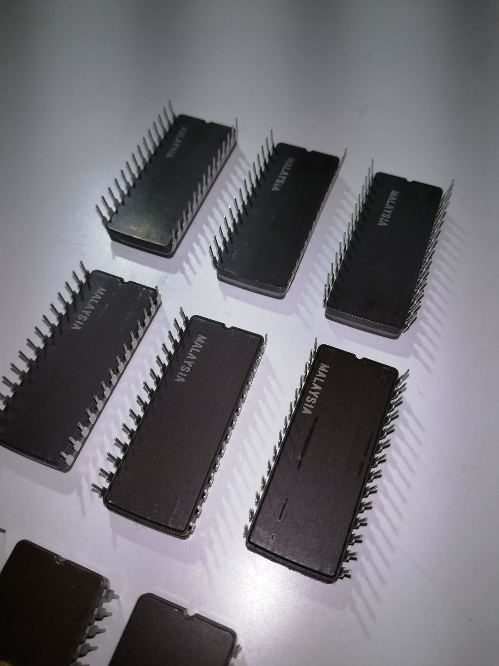 Componenti elettronici: EPROM E-PROM E PROM E_PROM Stückpreis gemäss Dimension Menge – Nuovo (secondo la descrizione) da Niederneunforn venduto da Gusti123 6