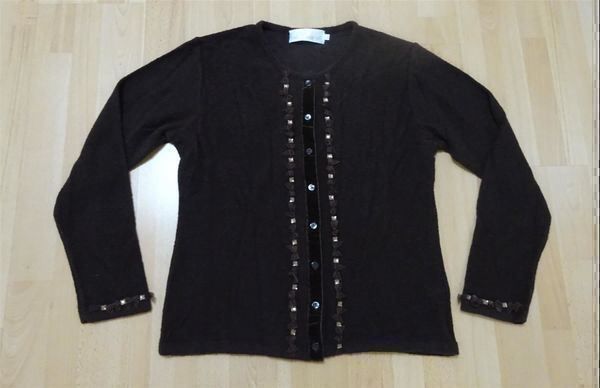 Giacche: Avantgarde - Strickjacke mit Perlen - braun - Grösse 40 – Usato da Zofingen venduto da Justizia_01 1
