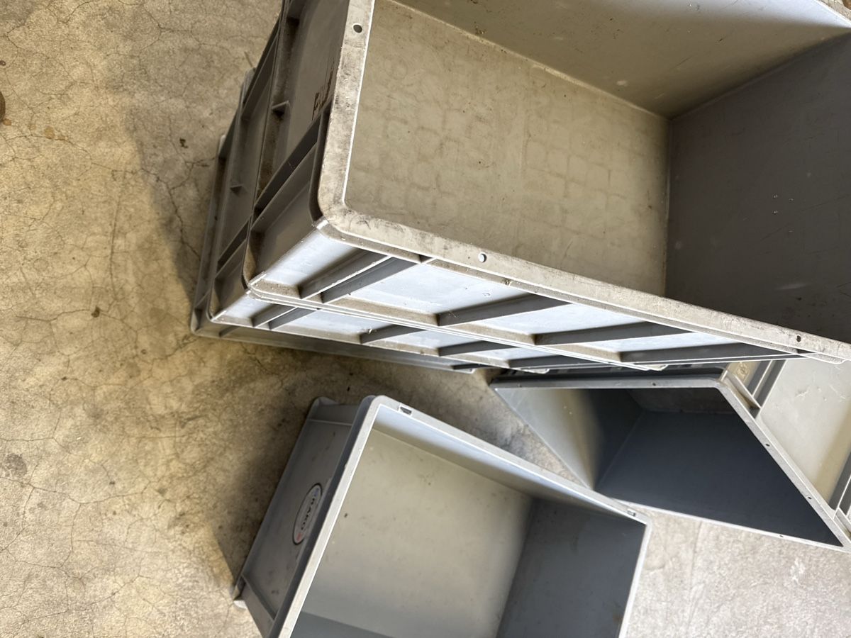 Ausrüstung & Ersatzteile: Kunststoffkisten – Gebraucht aus Horriwil von Carrera68 3