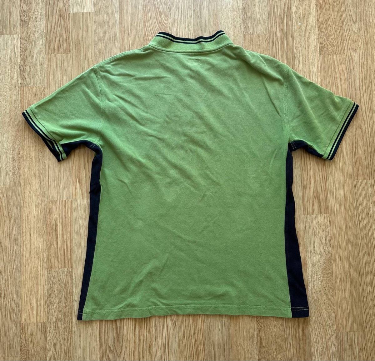 Armani T-shirt: Armani T-shirt  – Usato da Pfäffikon ZH venduto da Nataliia. 4
