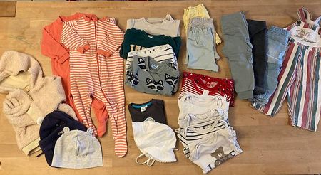Kleiderpaket Grösse 74/80