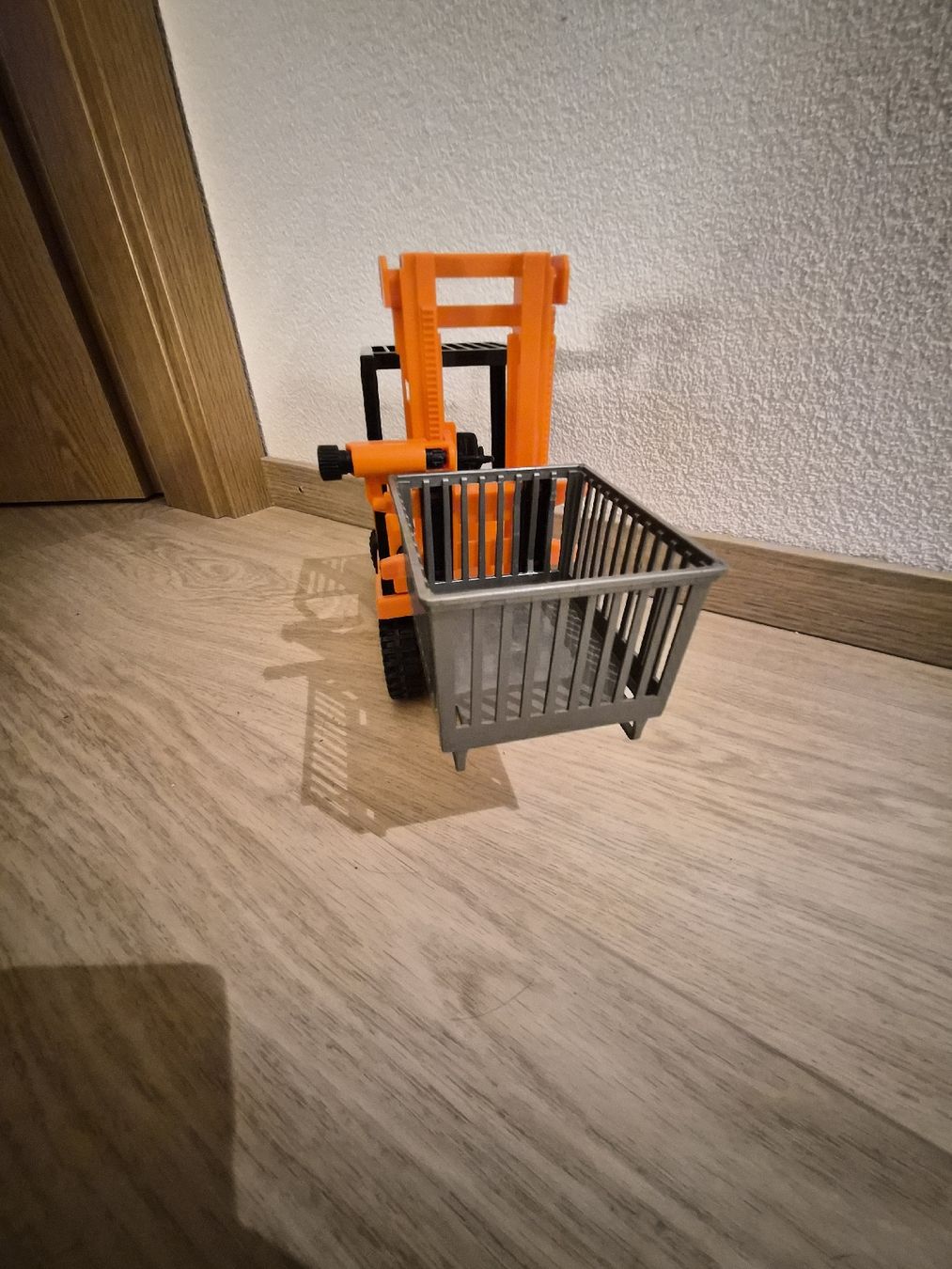 Jouets: Jouet chariot élévateur Still orange avec panier – D'occasion à La Joux FR par car_ck96 1