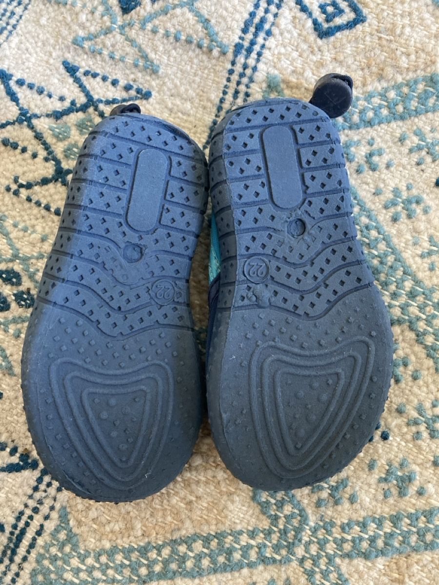 Scarpe per ragazzi: Badeschuh in Grösse 22 – Usato da Münchenstein venduto da nuk2018 2