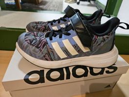 Adidas Turnschuhe 35