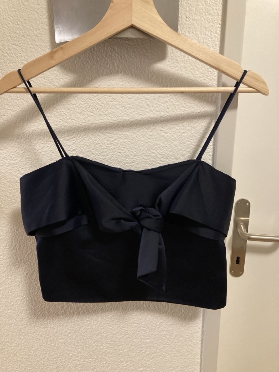 Top: Elegantes Top dunkelblau – Usato da Urtenen-Schönbühl venduto da alessibas