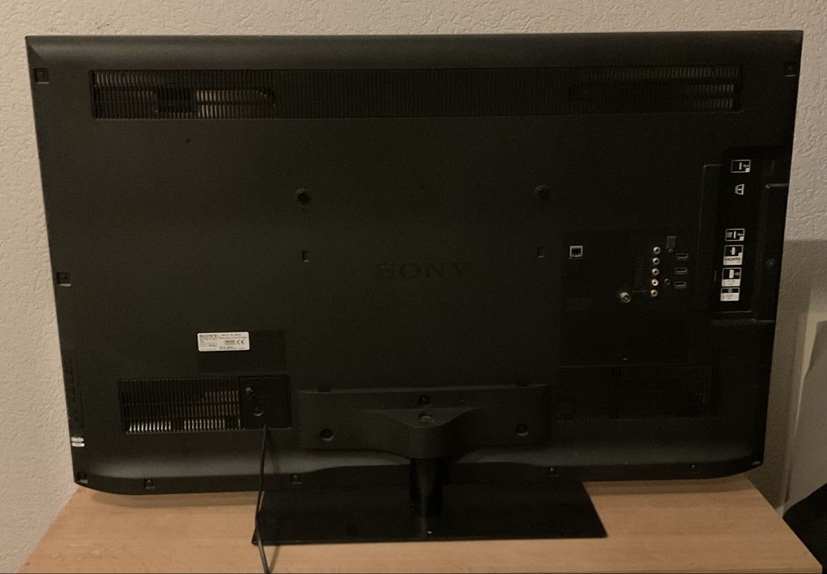 Fernseher: Sony Bravia LCD TV – Neu (gemäss Beschreibung) aus Belp von _b9mc 1