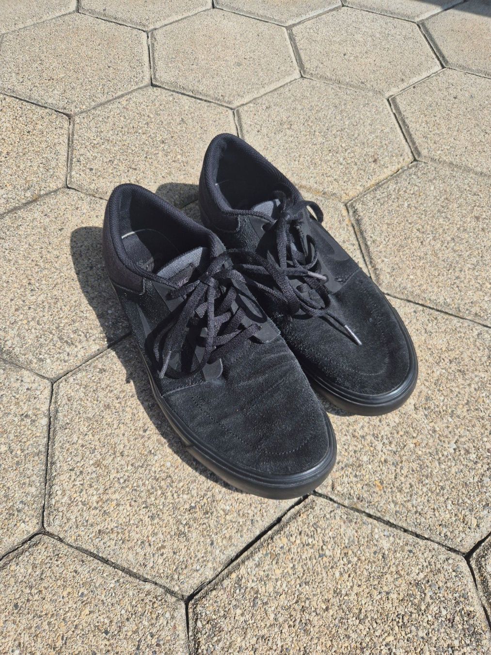 Nike Herrenschuhe: Sneaker Nike – Gebraucht aus Domat/Ems von palfier14