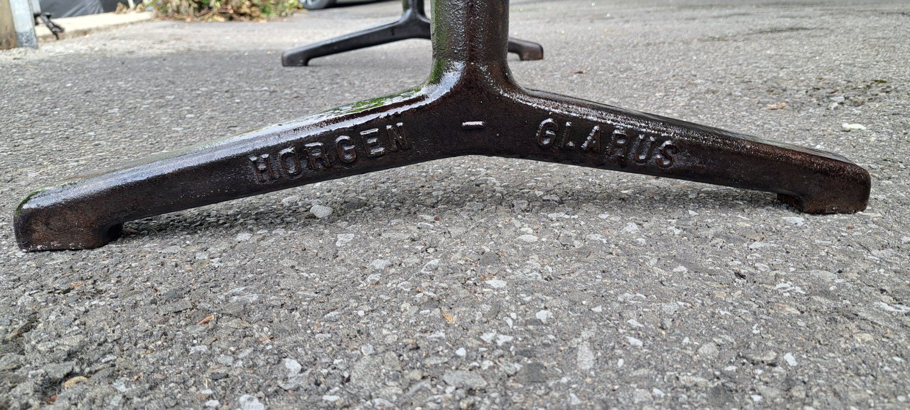 Horgen Glarus Tavoli: Horgen Glarus Klassic Tisch – Usato da Sisikon venduto da JW52 2