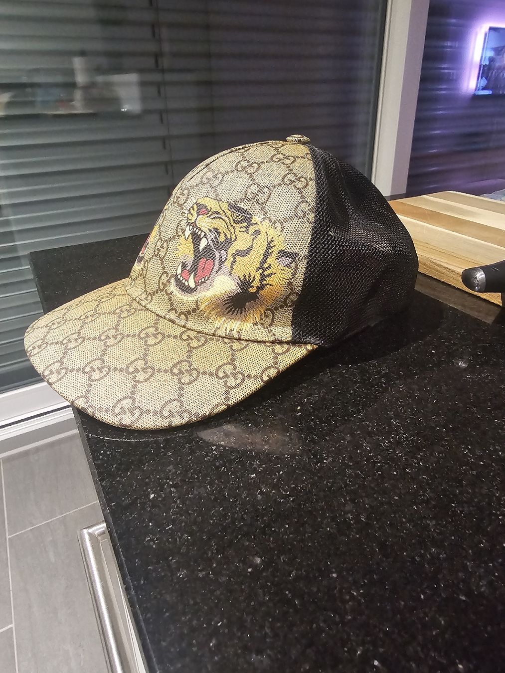 Gucci Hüte, Mützen & Caps: Gucci Cap mit Canvas Tiger Motiv – Gebraucht aus St.Gallen von Labradoodle123 1