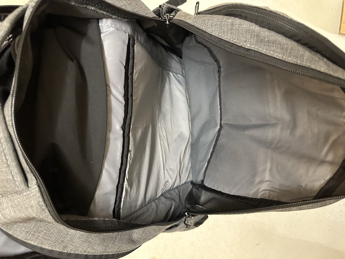 Dakine Zaini: Dakine Rucksack Grau – Usato da Bütschwil venduto da jojo99 3