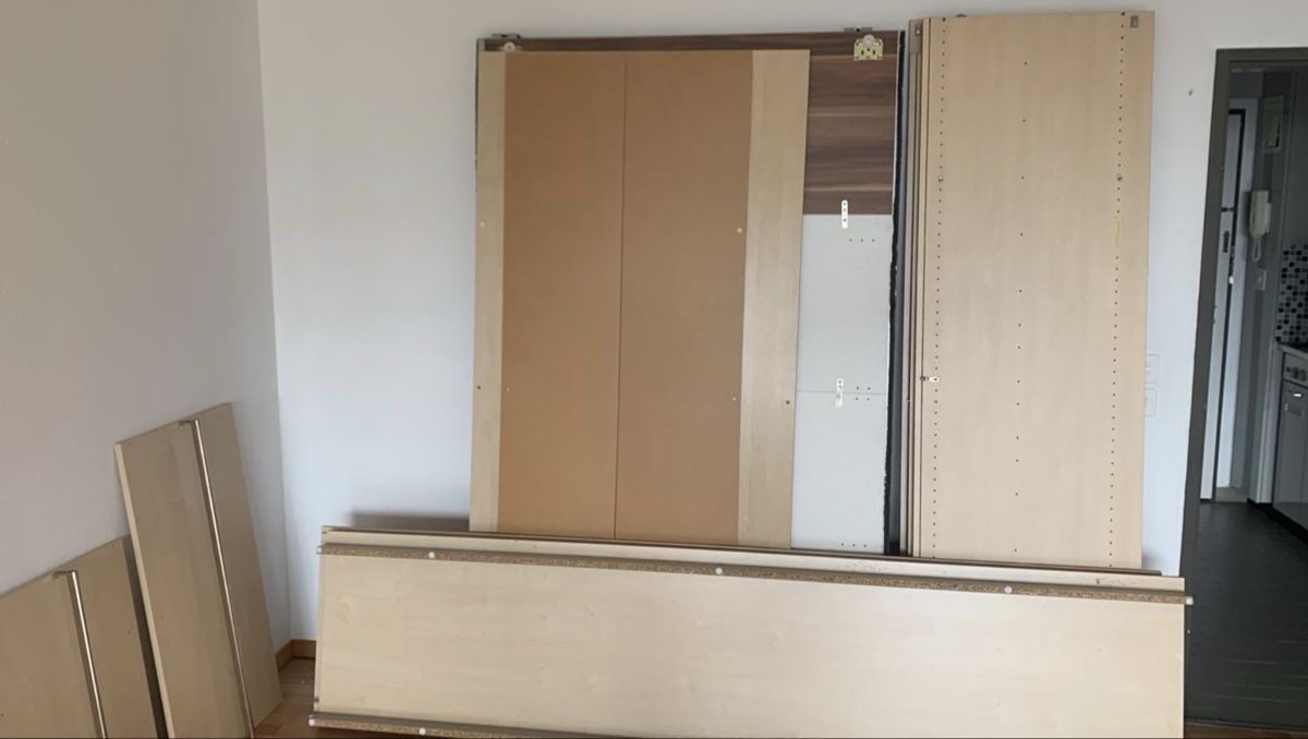 Schränke: Ikea Pax mit Schiebetür – Defekt aus Lostorf von Psydrop