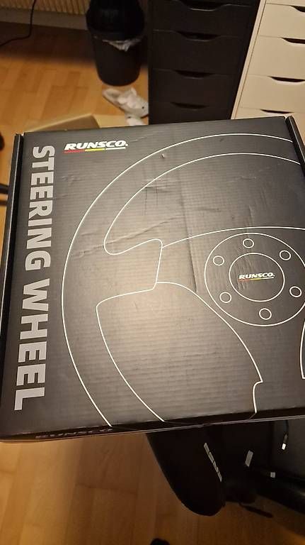 Spiele: Alcantara 320mm Rim Volant – Gebraucht aus Nyon von PMargarido 4