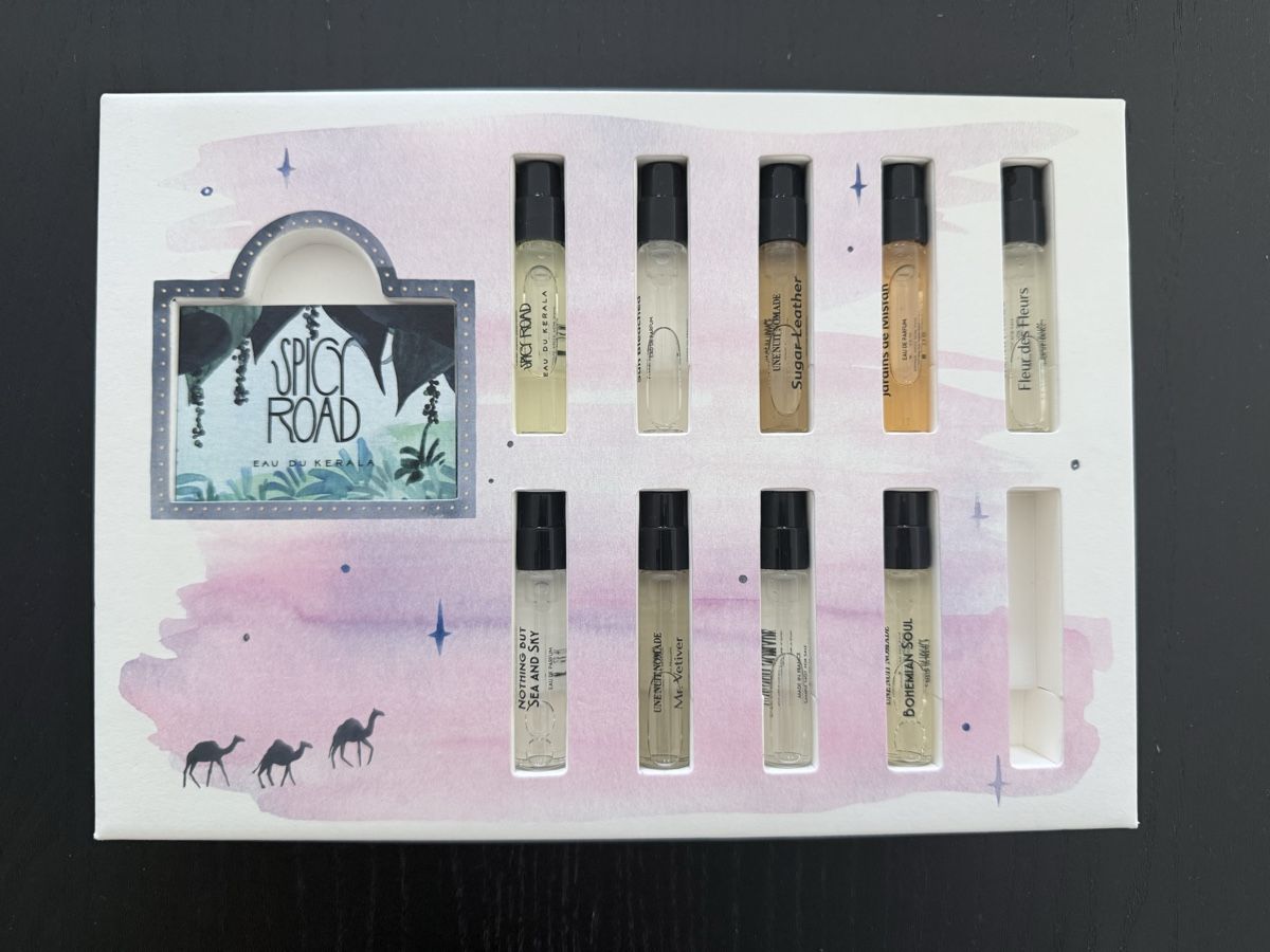 Profumi & Eau de Toilette: Une Nuit Nomade Discovery Set – Usato da Weinfelden venduto da Blacklightz 2