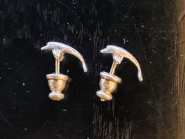 Filigrane Delphin Ohrstecker (Vielleicht Silber)
