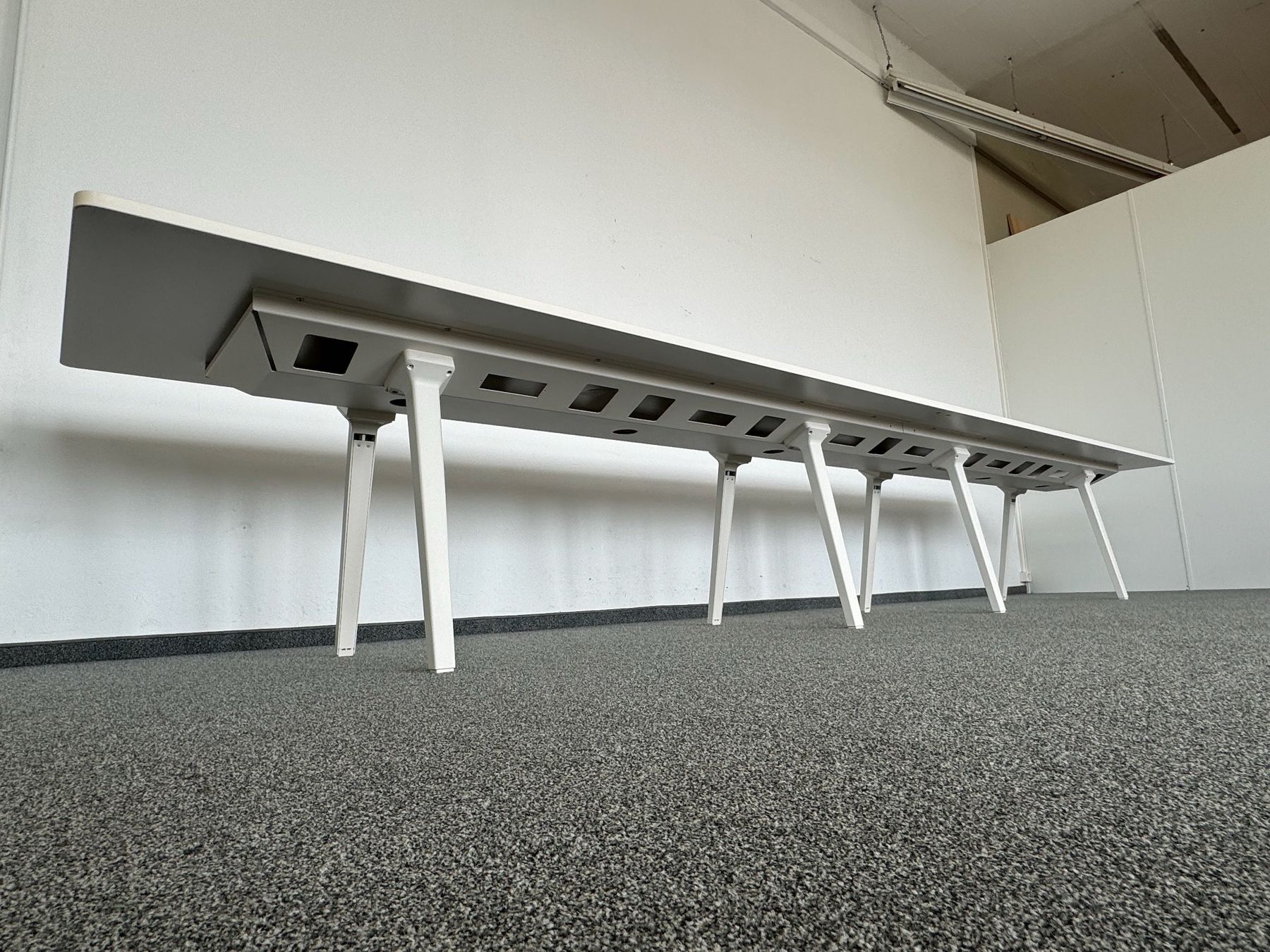 Tavoli: Vitra Joyn 2 Meet Sitzungstisch – Usato da Schönenwerd venduto da mcofficeshop 4