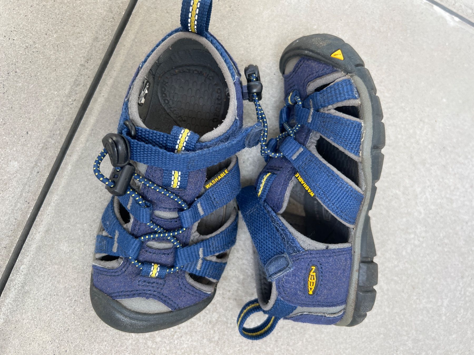Keen Scarpe per ragazzi: Keen sandali 25/26 – Usato da Minusio venduto da bio_z7yv 2
