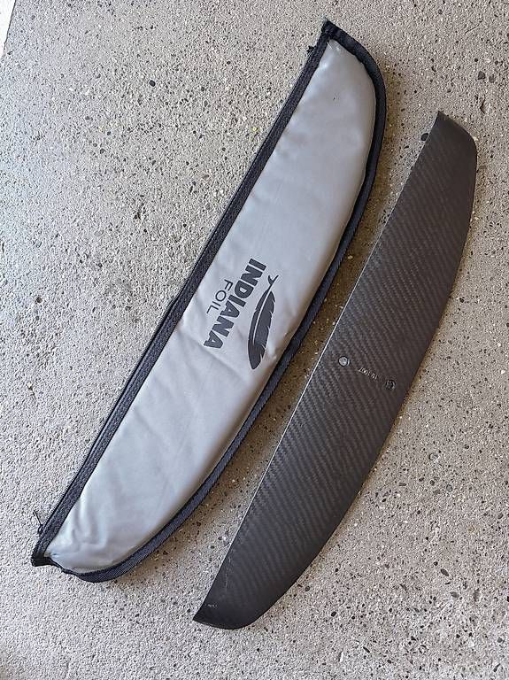 Indiana Tavole da surf e di nuoto: Indiana Foil Stabilisator 55cm – Usato da Richterswil venduto da Traemlis 1