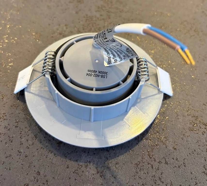 Lampadari & plafoniere: 3 spots LED encastrables BRILONER neufs – Usato da Martigny venduto da Nanisse 1