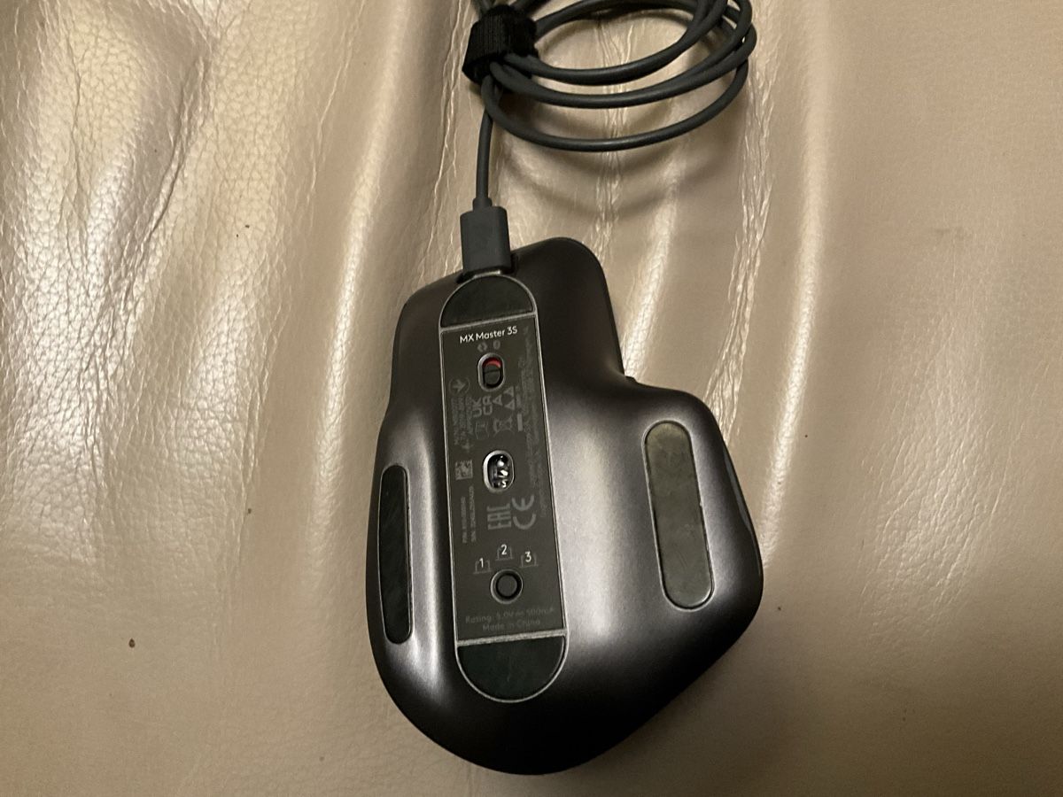 Logitech Souris: Logitech MX Master 3S Mouse Dark Grey Good Condition – D'occasion à Spiez par amasso1 1
