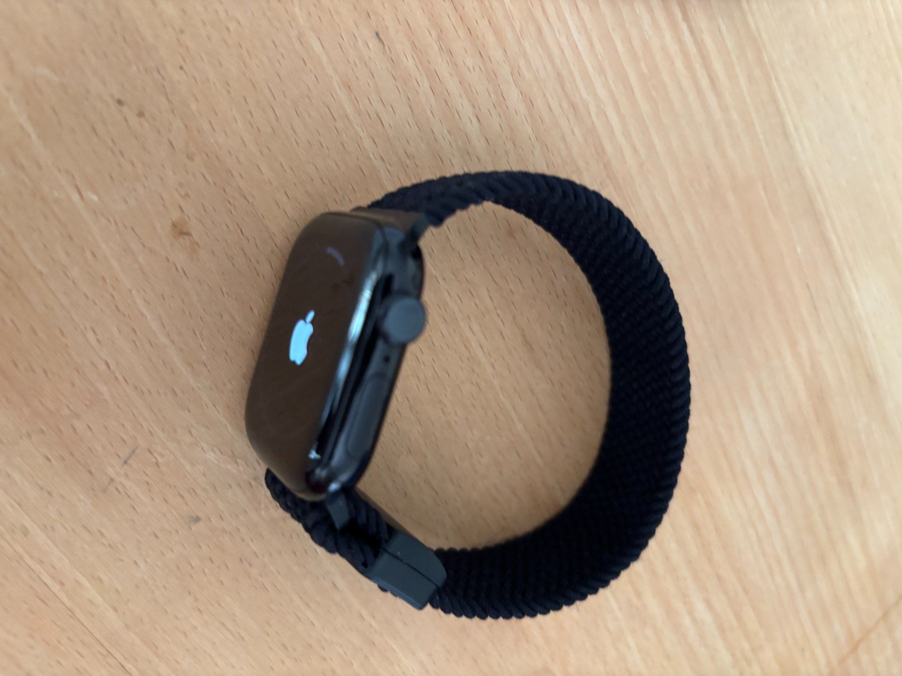 Apple Smartwatch: Apple Watch 11 – Gebraucht aus Ipsach von Riga_2021