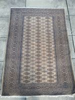 Handgeknüpfter orientalischer Teppich grau beige