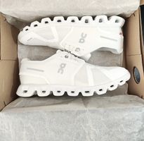38 ON Cloud Shoes 100% new
