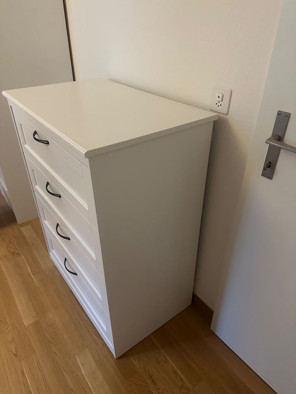 Ikea Commodes: Kommode Ikea SONGESAND gebraucht – D'occasion à Zürich par Gregory95 2