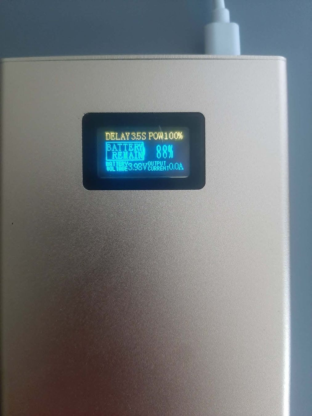 Saldatori: DX10 Mini Punktschweißgerät 10600mAh OLED-Bildschirm – Usato da Richterswil venduto da Vadi71