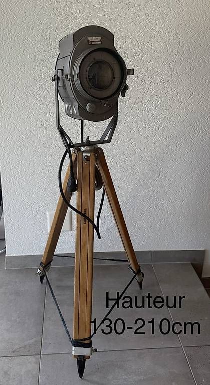 Home Cinema: Magnifique Projecteur de cinéma  – Usato da Cottens FR venduto da Samousse