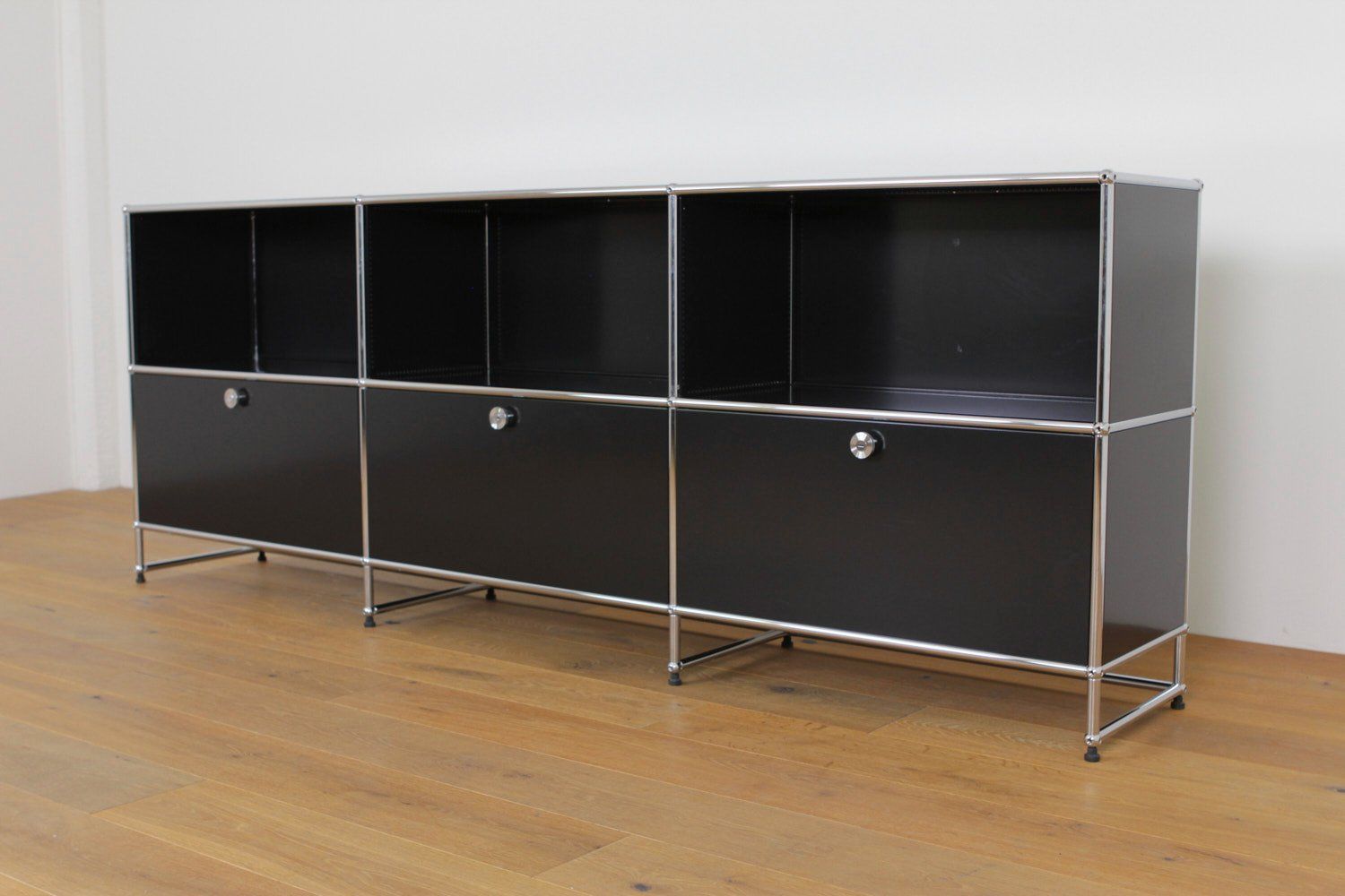 USM Cassettiere: USM Haller Sideboard – Nuovo (secondo la descrizione) da Affoltern am Albis venduto da StudioStandard 1
