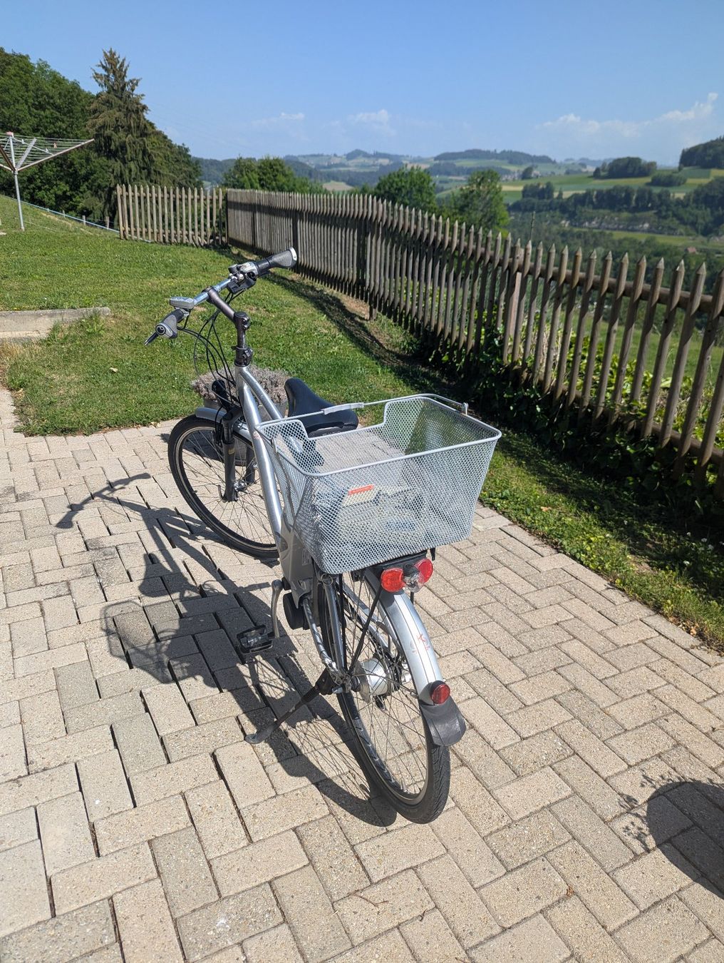 Flyer Velos: Flyer C9 Premium, Grösse M, fahrbereit – Gebraucht aus Neuenegg von Bfankd 4