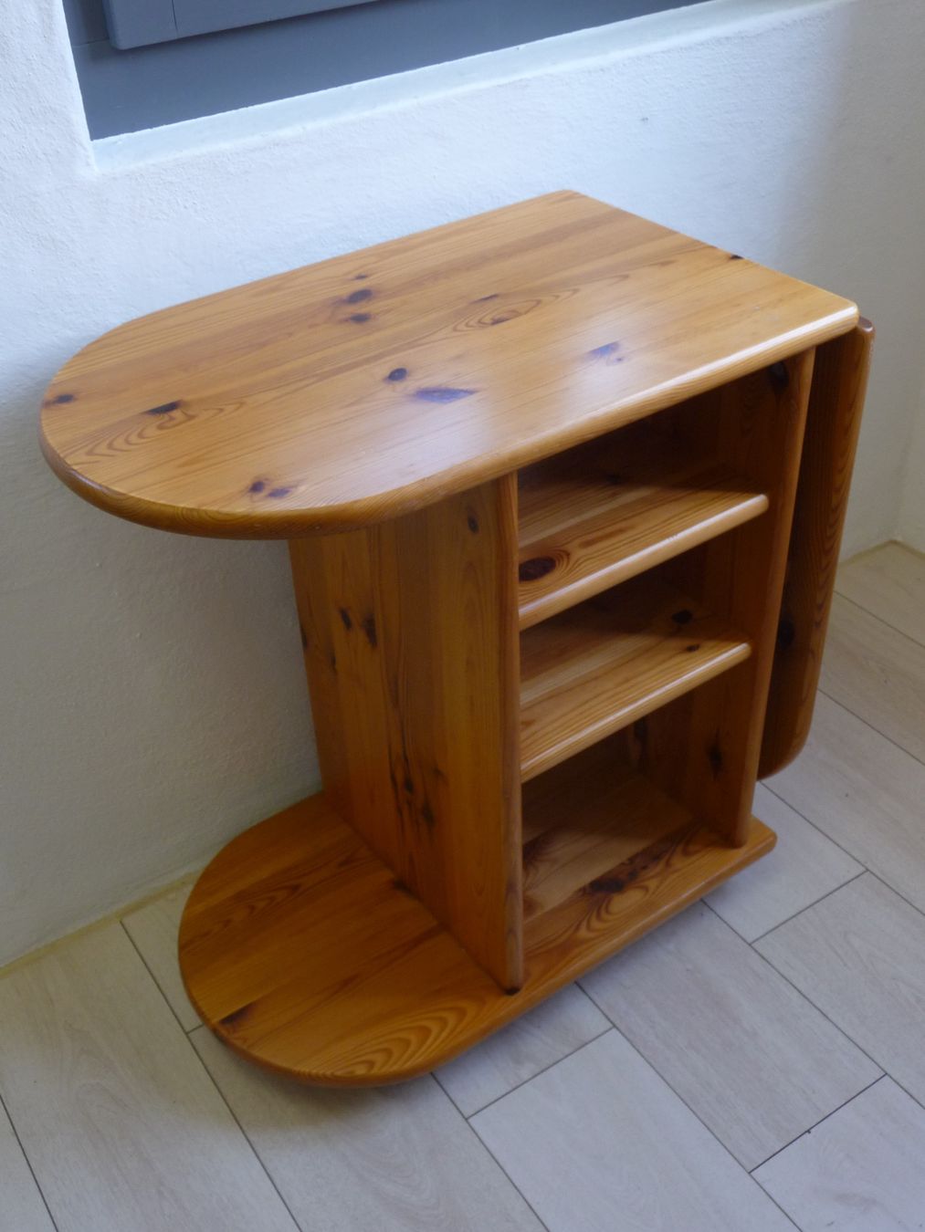 Tische: Tisch Beistelltisch uws. – Gebraucht aus Rafz von Powacaddy 1